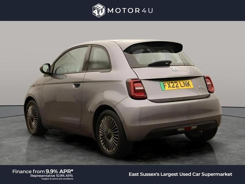 FIAT 500E 500E 42kWh Icon Hatchback 3dr Electric Auto (118 ps) 1OWNER FROM NEW|PARK DISTANCE|APPLE Hatchback - U10100