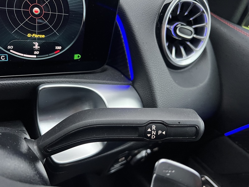 MERCEDES-BENZ GLB GLB 1.3 GLB200 AMG Line (Premium 2) SUV 5dr Petrol 7G-DCT Euro 6 (s/s) (163 ps) 1 OWNER FROM - U10107