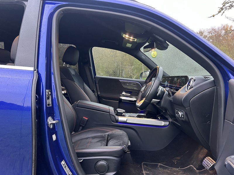 MERCEDES-BENZ GLB GLB 1.3 GLB200 AMG Line (Premium 2) SUV 5dr Petrol 7G-DCT Euro 6 (s/s) (163 ps) 1 OWNER FROM - U10107