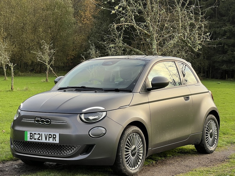 FIAT 500E 500E 42kWh Icon Hatchback 3dr Electric Auto (118 ps) 1 OWNER FROM NEW|P/ROOF|PRIVACY|NAV - U10121