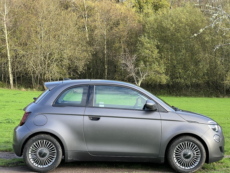 FIAT 500E 500E 42kWh Icon Hatchback 3dr Electric Auto (118 ps) 1 OWNER FROM NEW|P/ROOF|PRIVACY|NAV - U10121
