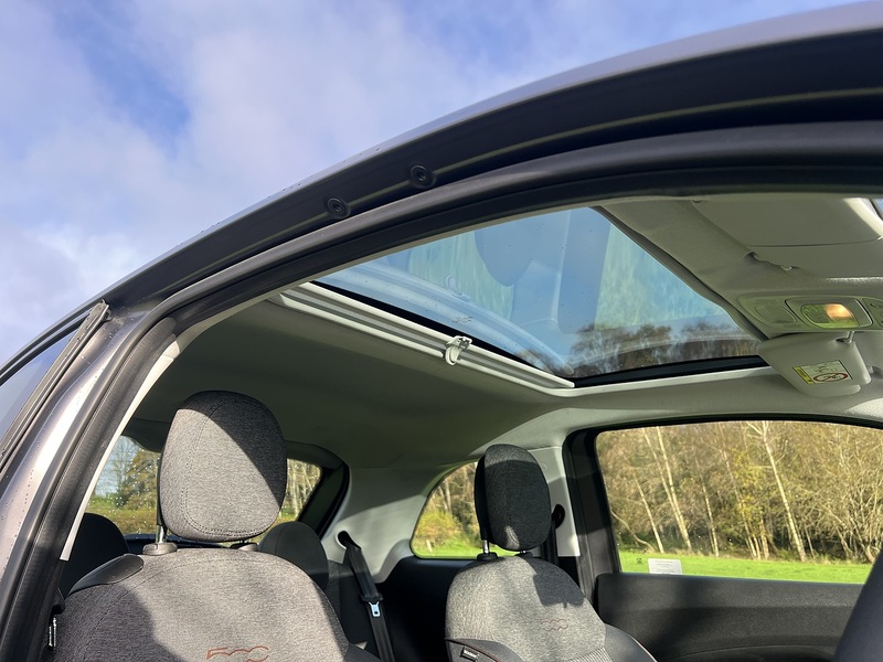 FIAT 500E 500E 42kWh Icon Hatchback 3dr Electric Auto (118 ps) 1 OWNER FROM NEW|P/ROOF|PRIVACY|NAV - U10121