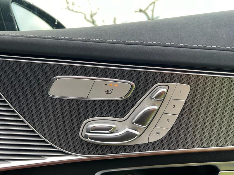 MERCEDES-BENZ EQC EQC EQC 400 80kWh AMG Line (Premium Plus) SUV 5dr Electric Auto 4MATIC (408 ps) - U10146