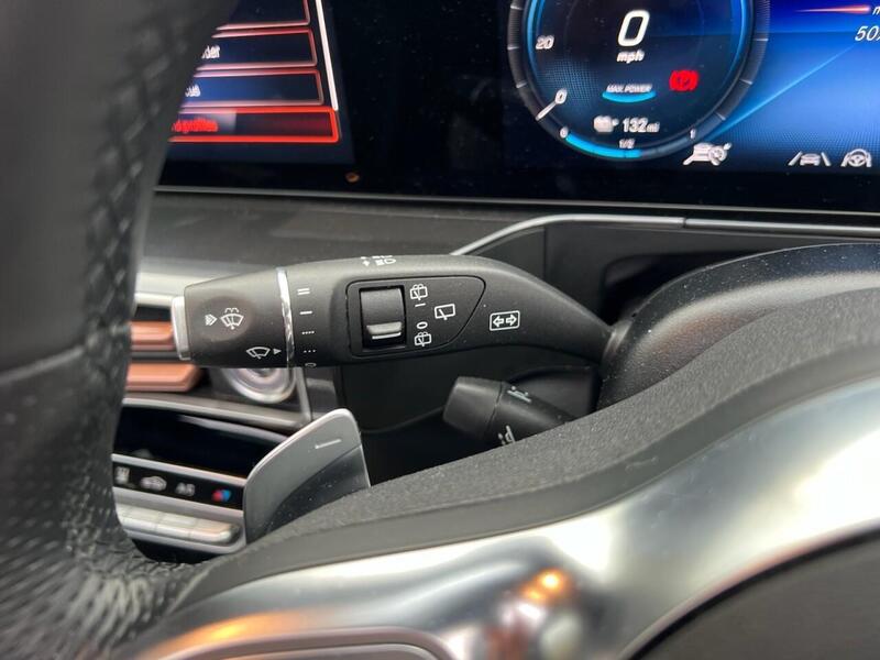 MERCEDES-BENZ EQC EQC EQC 400 80kWh AMG Line (Premium Plus) SUV 5dr Electric Auto 4MATIC (408 ps) - U10146