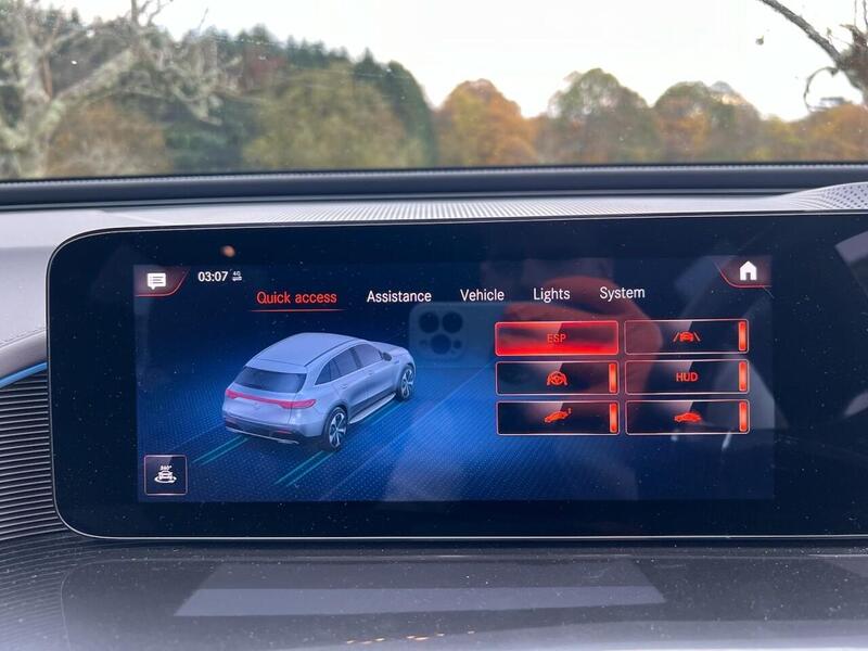 MERCEDES-BENZ EQC EQC EQC 400 80kWh AMG Line (Premium Plus) SUV 5dr Electric Auto 4MATIC (408 ps) - U10146