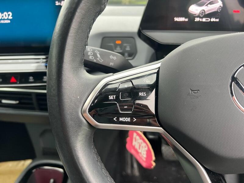 VOLKSWAGEN ID.3 ID.3 Pro 58kWh Life Hatchback 5dr Electric Auto (145 ps) 1 OWNER FROM NEW|PARK DISTANCE F/R - U10162