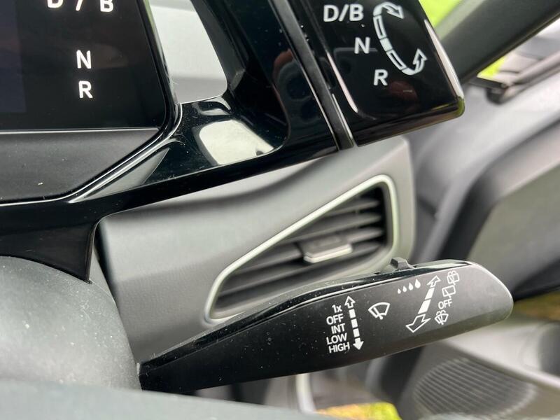 VOLKSWAGEN ID.3 ID.3 Pro 58kWh Life Hatchback 5dr Electric Auto (145 ps) 1 OWNER FROM NEW|PARK DISTANCE F/R - U10162