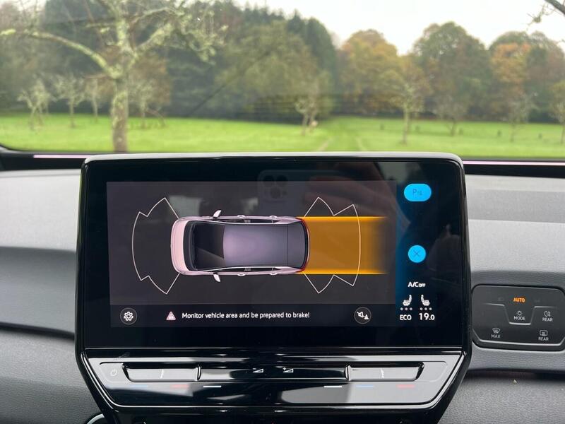 VOLKSWAGEN ID.3 ID.3 Pro 58kWh Life Hatchback 5dr Electric Auto (145 ps) 1 OWNER FROM NEW|PARK DISTANCE F/R - U10162