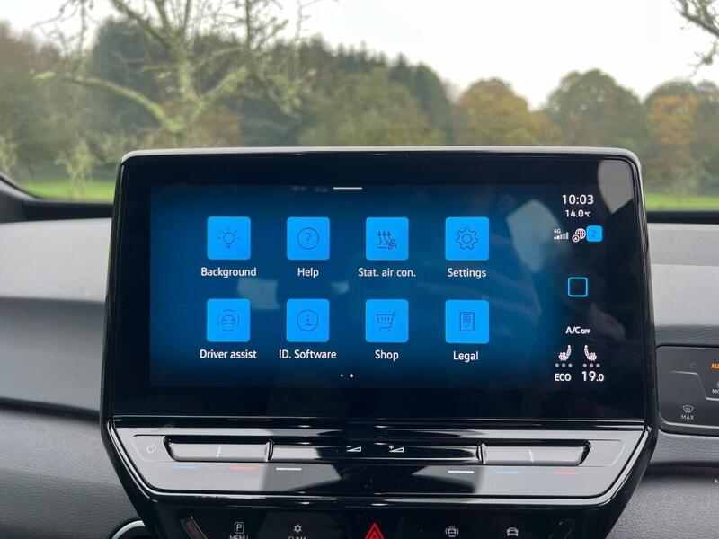 VOLKSWAGEN ID.3 ID.3 Pro 58kWh Life Hatchback 5dr Electric Auto (145 ps) 1 OWNER FROM NEW|PARK DISTANCE F/R - U10162