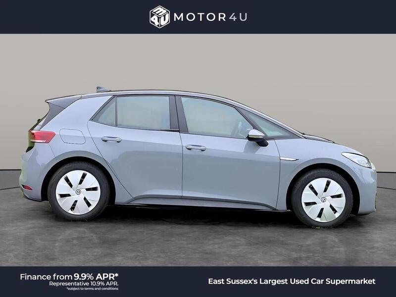 VOLKSWAGEN ID.3 ID.3 Pro 58kWh Life Hatchback 5dr Electric Auto (145 ps) 1 OWNER FROM NEW|PARK DISTANCE F/R - U10162