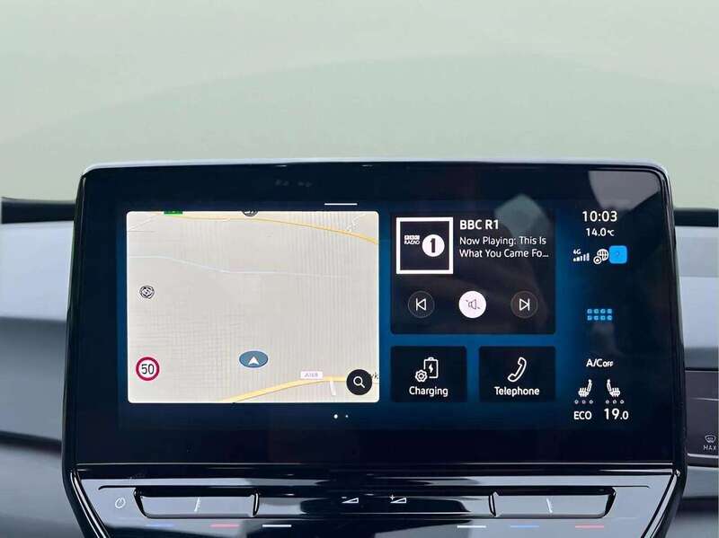 VOLKSWAGEN ID.3 ID.3 Pro 58kWh Life Hatchback 5dr Electric Auto (145 ps) 1 OWNER FROM NEW|PARK DISTANCE F/R - U10162