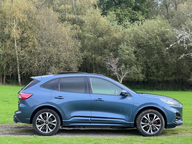 FORD KUGA KUGA 2.5 Duratec 14.4kWh ST-Line X Edition SUV 5dr Petrol Plug-in Hybrid CVT Euro 6 (s/s) (225 ps) 1 - U10163