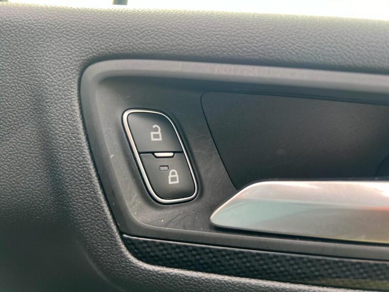 FORD KUGA KUGA 2.5 Duratec 14.4kWh ST-Line X Edition SUV 5dr Petrol Plug-in Hybrid CVT Euro 6 (s/s) (225 ps) 1 - U10163