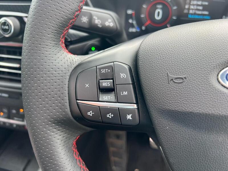 FORD KUGA KUGA 2.5 Duratec 14.4kWh ST-Line X Edition SUV 5dr Petrol Plug-in Hybrid CVT Euro 6 (s/s) (225 ps) 1 - U10163