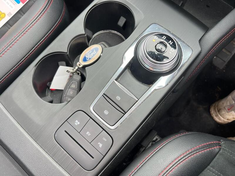 FORD KUGA KUGA 2.5 Duratec 14.4kWh ST-Line X Edition SUV 5dr Petrol Plug-in Hybrid CVT Euro 6 (s/s) (225 ps) 1 - U10163