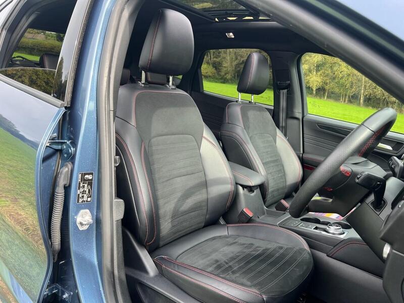 FORD KUGA KUGA 2.5 Duratec 14.4kWh ST-Line X Edition SUV 5dr Petrol Plug-in Hybrid CVT Euro 6 (s/s) (225 ps) 1 - U10163