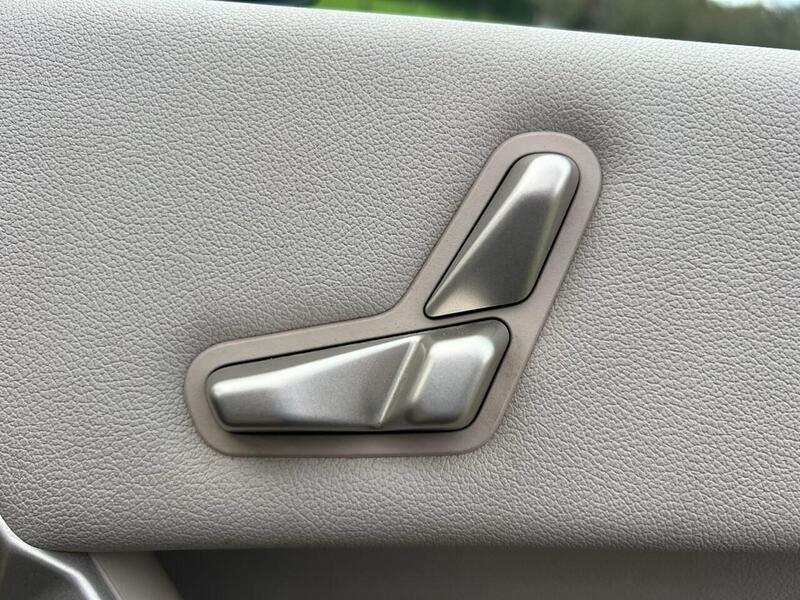 BMW IX IX 40 76.6kWh M Sport Edition SUV 5dr Electric Auto xDrive (326 ps) 1 OWNER FROM NEW|VAT QUALIFYING - U10165