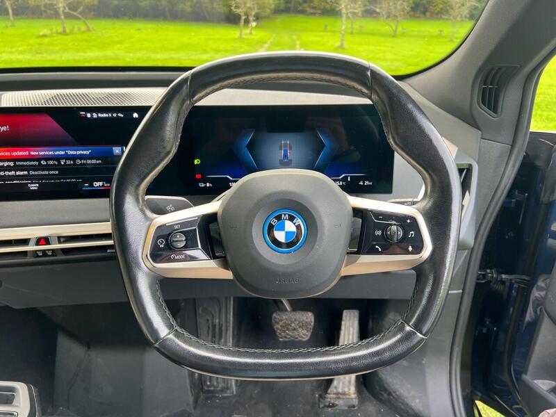 BMW IX IX 40 76.6kWh M Sport Edition SUV 5dr Electric Auto xDrive (326 ps) 1 OWNER FROM NEW|VAT QUALIFYING - U10165