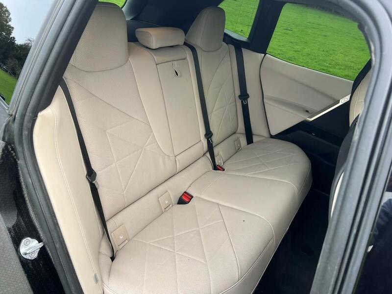 BMW IX IX 40 76.6kWh M Sport Edition SUV 5dr Electric Auto xDrive (326 ps) 1 OWNER FROM NEW|VAT QUALIFYING - U10165