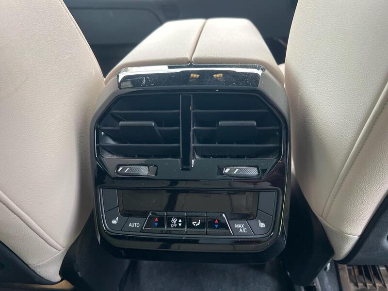 BMW IX IX 40 76.6kWh M Sport Edition SUV 5dr Electric Auto xDrive (326 ps) 1 OWNER FROM NEW|VAT QUALIFYING - U10165