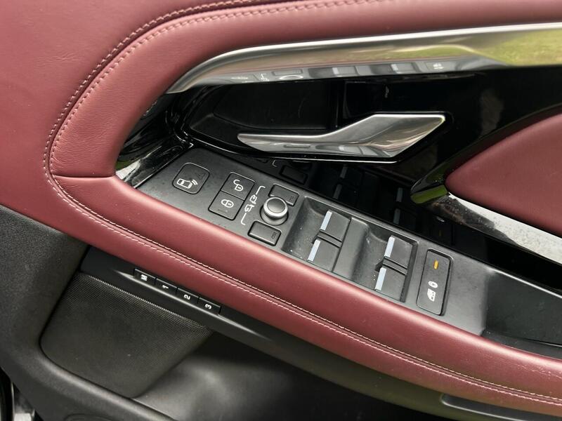 LAND ROVER RANGE ROVER EVOQUE RANGE ROVER EVOQUE 2.0 D180 R-Dynamic HSE SUV 5dr Diesel Auto 4WD Euro 6 (s/s) (180 ps) - U10170