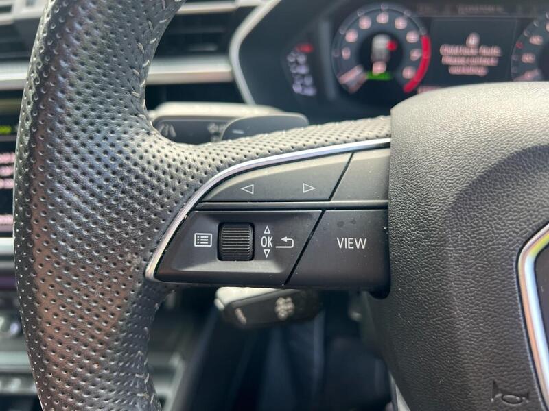 AUDI Q3 1.5 TFSI CoD 35 S line SUV 5dr Petrol S Tronic Euro 6 (s/s) (150 ps) - U10171