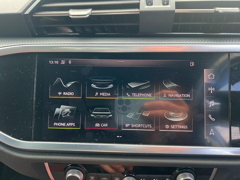 AUDI Q3 1.5 TFSI CoD 35 S line SUV 5dr Petrol S Tronic Euro 6 (s/s) (150 ps) - U10171