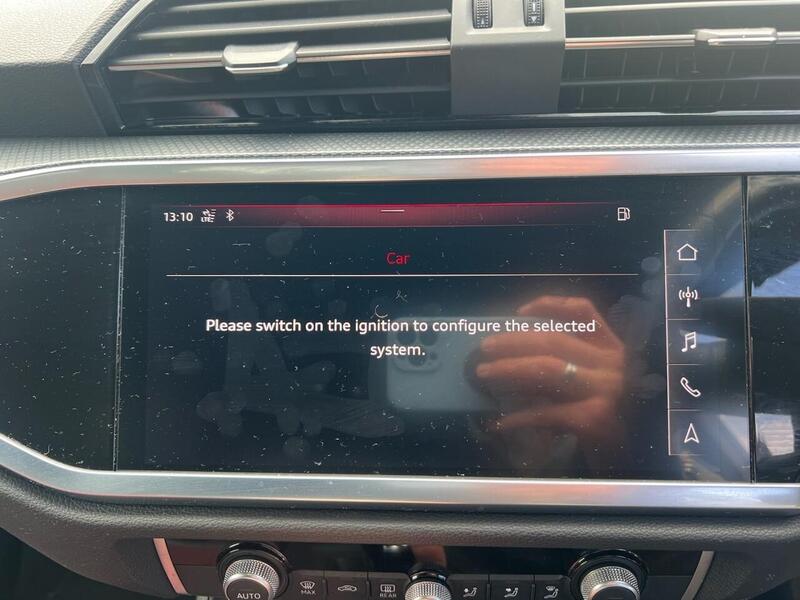 AUDI Q3 1.5 TFSI CoD 35 S line SUV 5dr Petrol S Tronic Euro 6 (s/s) (150 ps) - U10171