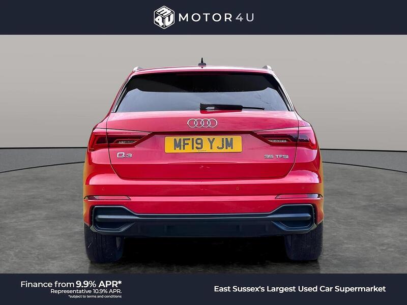 AUDI Q3 1.5 TFSI CoD 35 S line SUV 5dr Petrol S Tronic Euro 6 (s/s) (150 ps) - U10171