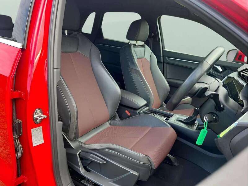 AUDI Q3 1.5 TFSI CoD 35 S line SUV 5dr Petrol S Tronic Euro 6 (s/s) (150 ps) - U10171