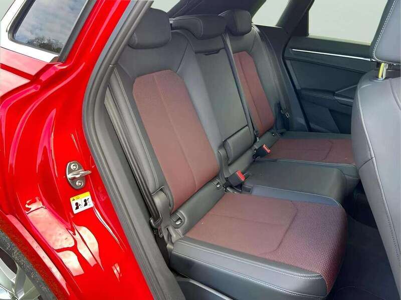 AUDI Q3 1.5 TFSI CoD 35 S line SUV 5dr Petrol S Tronic Euro 6 (s/s) (150 ps) - U10171