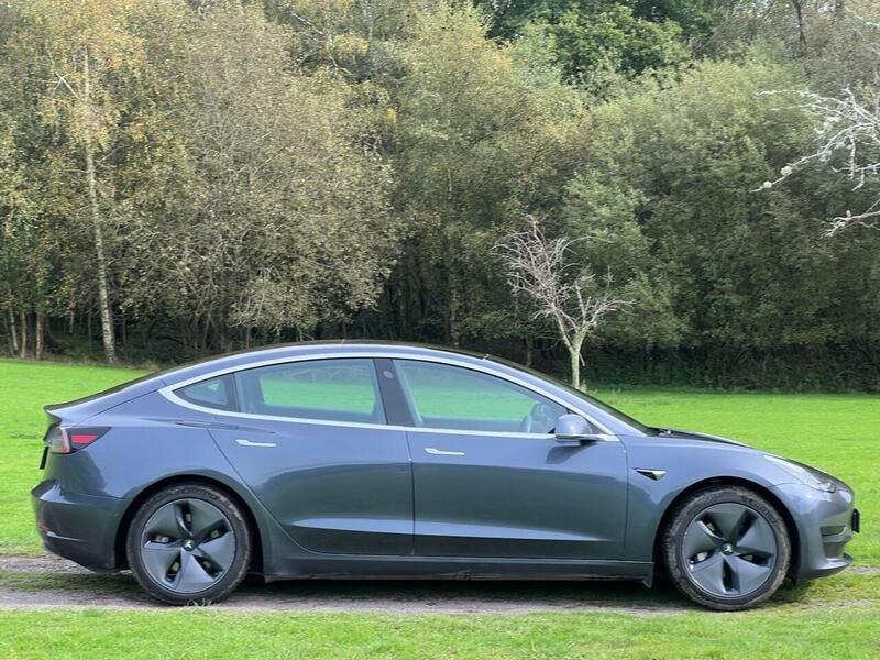TESLA Model 3 Model 3 Standard Range Plus Saloon 4dr Electric Auto RWD (241 bhp) 1 OWNER FROM - U10174