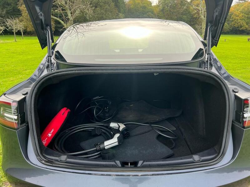 TESLA Model 3 Model 3 Standard Range Plus Saloon 4dr Electric Auto RWD (241 bhp) 1 OWNER FROM - U10174
