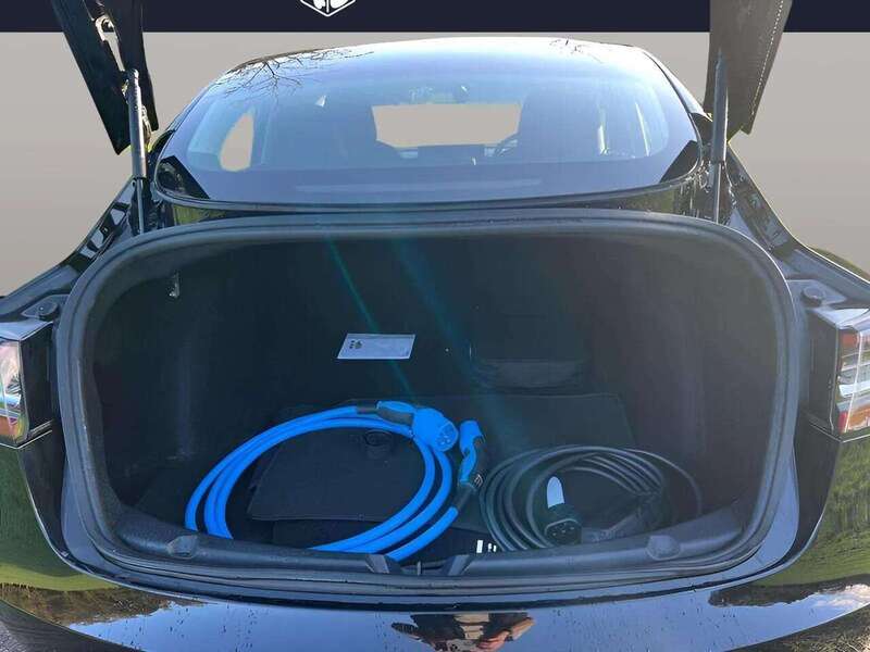 TESLA Model 3 Model 3 (Dual Motor) Long Range Saloon 4dr Electric Auto 4WDE (346 ps) 1 OWNER FROM - U10175