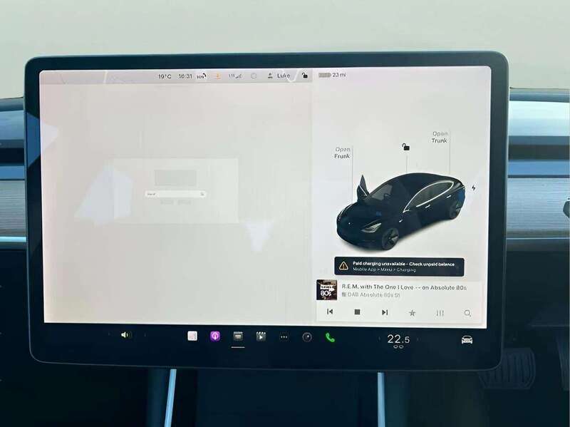 TESLA Model 3 Model 3 (Dual Motor) Long Range Saloon 4dr Electric Auto 4WDE (346 ps) 1 OWNER FROM - U10175