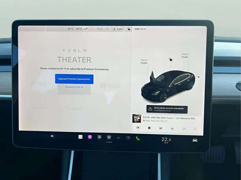 TESLA Model 3 Model 3 (Dual Motor) Long Range Saloon 4dr Electric Auto 4WDE (346 ps) 1 OWNER FROM - U10175