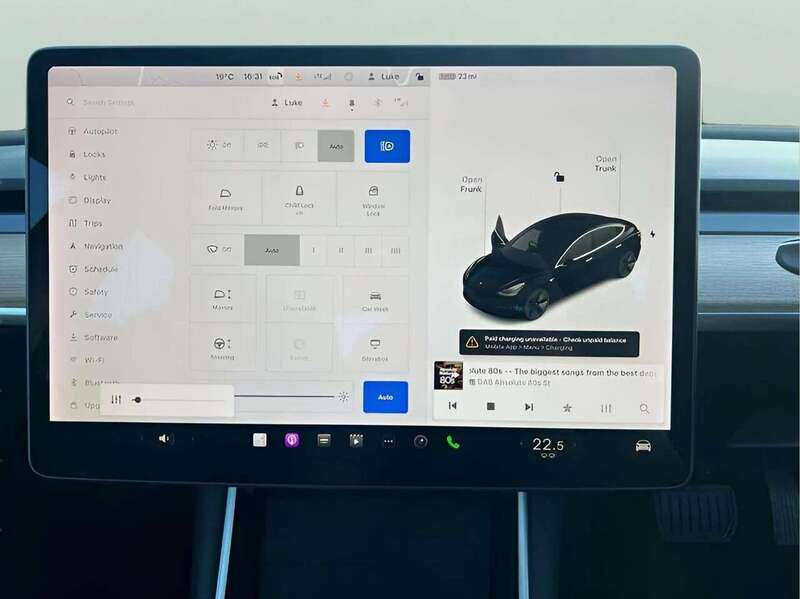 TESLA Model 3 Model 3 (Dual Motor) Long Range Saloon 4dr Electric Auto 4WDE (346 ps) 1 OWNER FROM - U10175