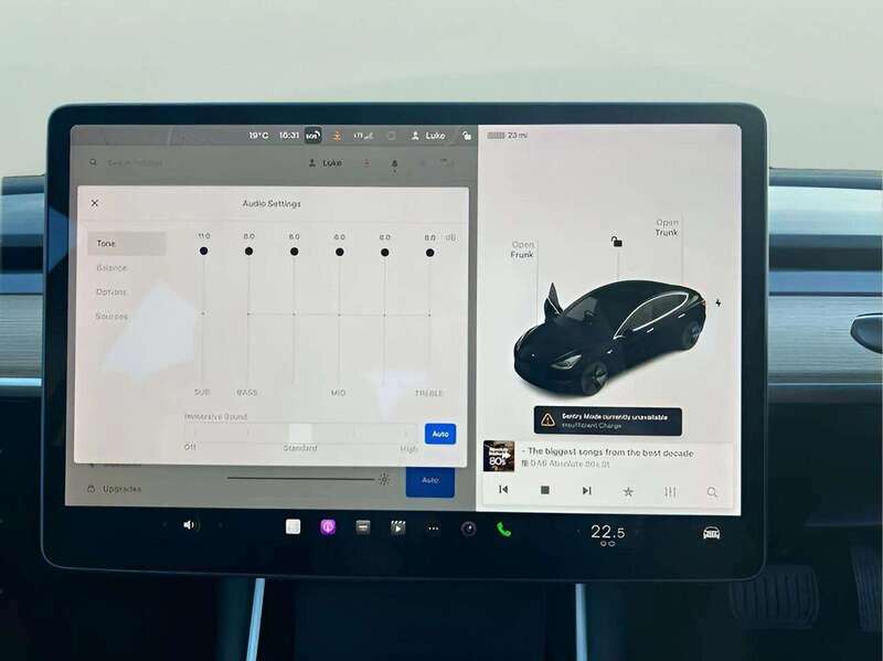 TESLA Model 3 Model 3 (Dual Motor) Long Range Saloon 4dr Electric Auto 4WDE (346 ps) 1 OWNER FROM - U10175