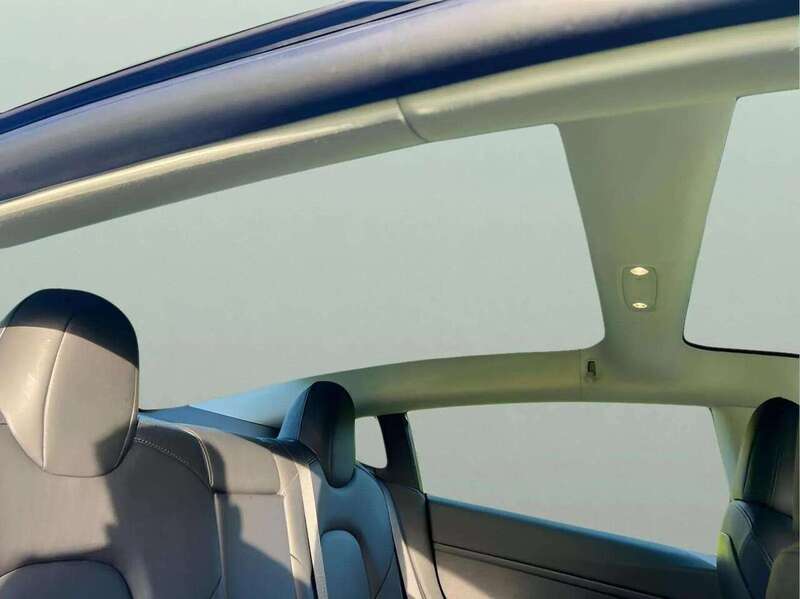 TESLA Model 3 Model 3 (Dual Motor) Long Range Saloon 4dr Electric Auto 4WDE (346 ps) 1 OWNER FROM - U10175