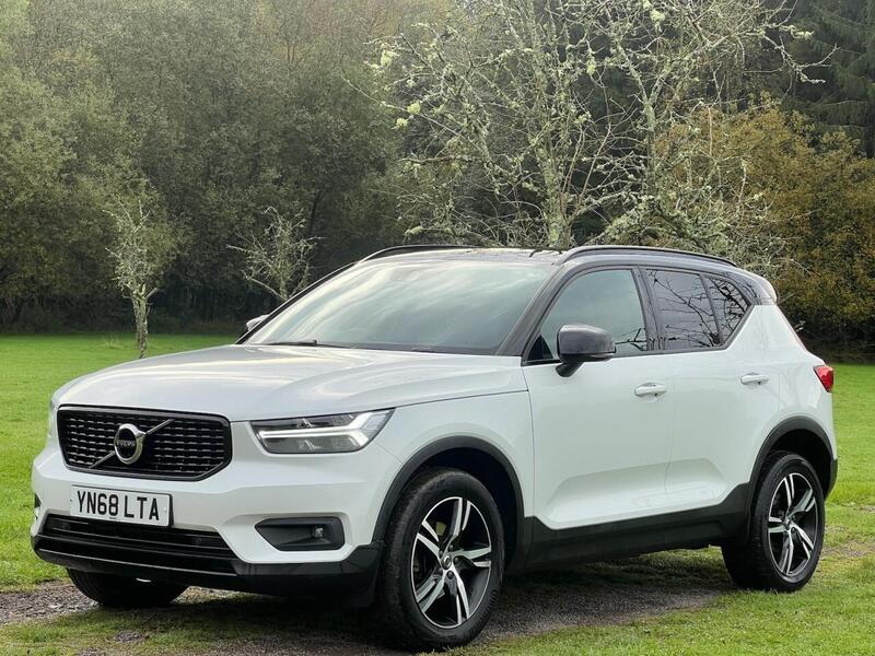 VOLVO XC40 XC40 2.0 D3 R-Design SUV 5dr Diesel Manual Euro 6 (s/s) (150 ps) 1 OWNER FROM NEW|PARK DISTANCE SUV - U10185