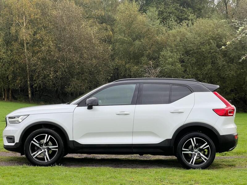VOLVO XC40 XC40 2.0 D3 R-Design SUV 5dr Diesel Manual Euro 6 (s/s) (150 ps) 1 OWNER FROM NEW|PARK DISTANCE SUV - U10185