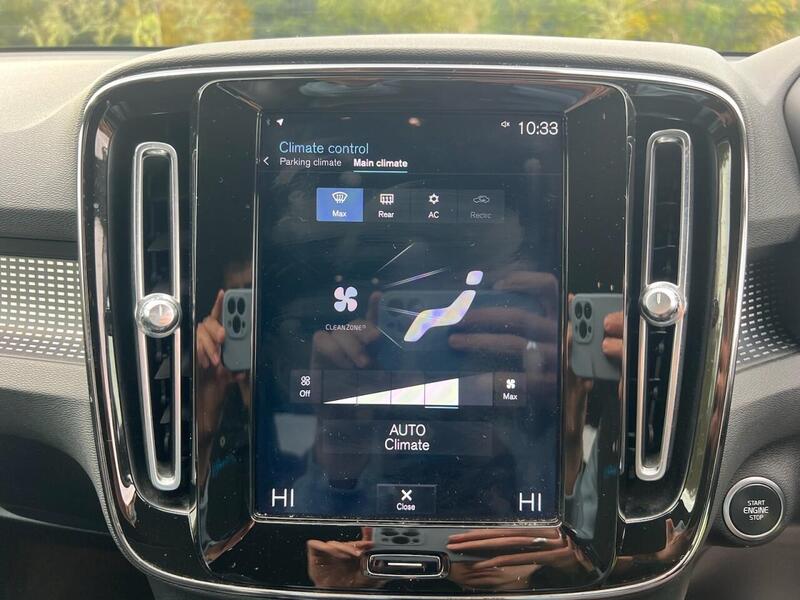 VOLVO XC40 XC40 2.0 D3 R-Design SUV 5dr Diesel Manual Euro 6 (s/s) (150 ps) 1 OWNER FROM NEW|PARK DISTANCE SUV - U10185