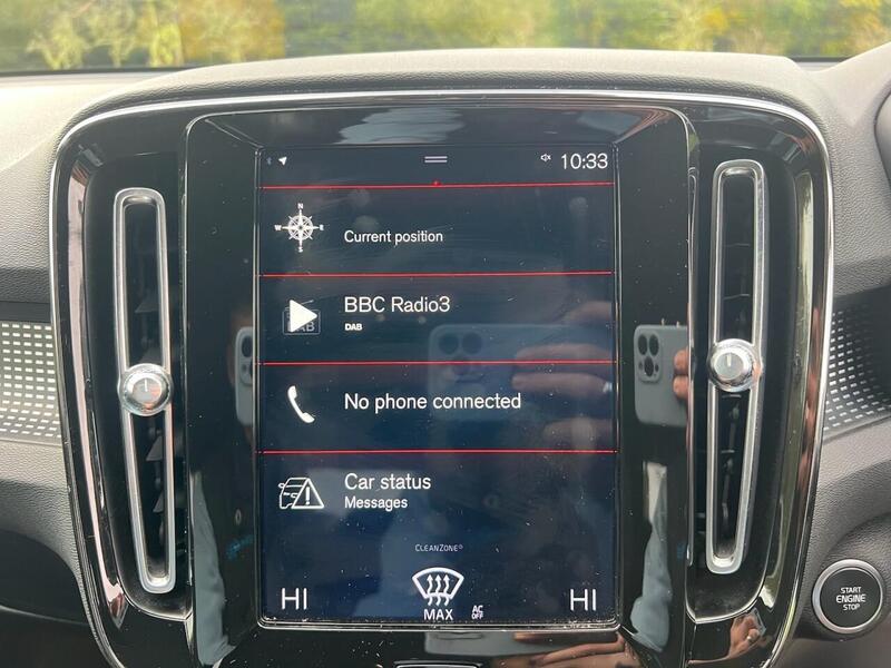 VOLVO XC40 XC40 2.0 D3 R-Design SUV 5dr Diesel Manual Euro 6 (s/s) (150 ps) 1 OWNER FROM NEW|PARK DISTANCE SUV - U10185