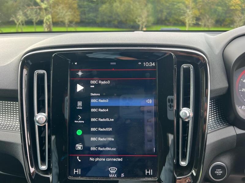 VOLVO XC40 XC40 2.0 D3 R-Design SUV 5dr Diesel Manual Euro 6 (s/s) (150 ps) 1 OWNER FROM NEW|PARK DISTANCE SUV - U10185