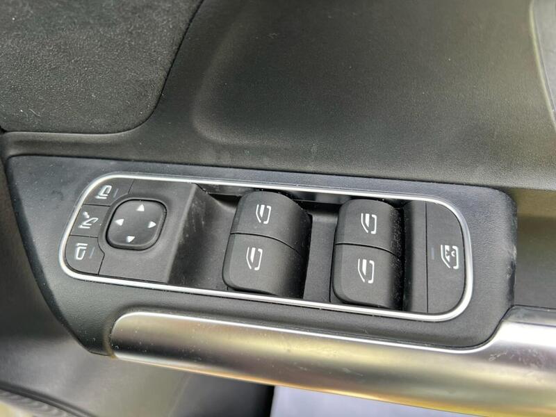 MERCEDES-BENZ EQA EQA EQA 250 66.5kWh AMG Line SUV 5dr Electric Auto (190 ps) 1 OWNER FROM NEW|R/CAM|PRIVACY SUV - U10189