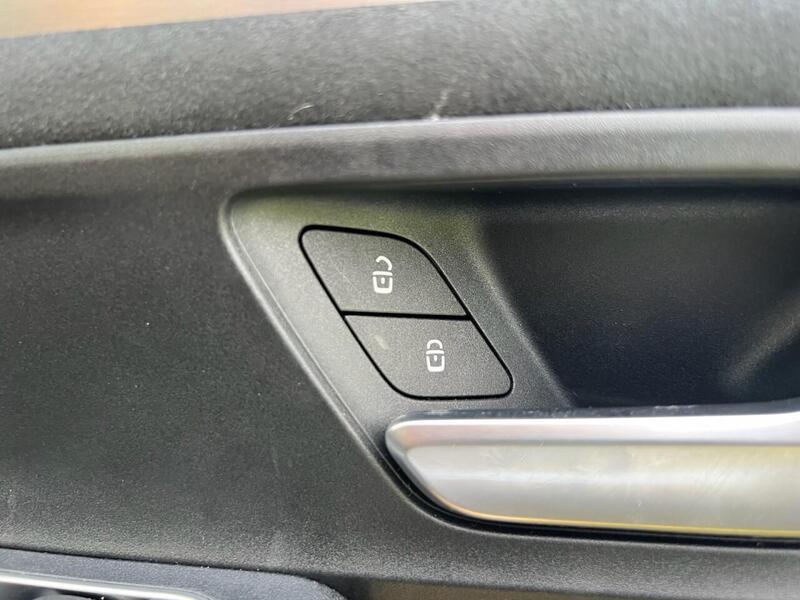 MERCEDES-BENZ EQA EQA EQA 250 66.5kWh AMG Line SUV 5dr Electric Auto (190 ps) 1 OWNER FROM NEW|R/CAM|PRIVACY SUV - U10189