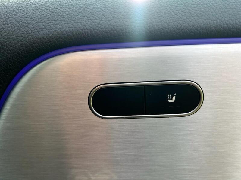 MERCEDES-BENZ EQA EQA EQA 250 66.5kWh AMG Line SUV 5dr Electric Auto (190 ps) 1 OWNER FROM NEW|R/CAM|PRIVACY SUV - U10189