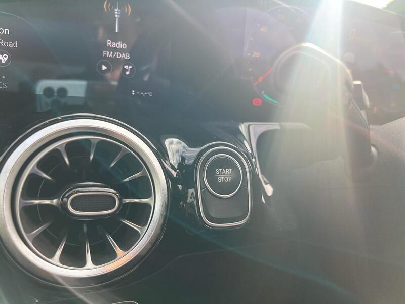 MERCEDES-BENZ EQA EQA EQA 250 66.5kWh AMG Line SUV 5dr Electric Auto (190 ps) 1 OWNER FROM NEW|R/CAM|PRIVACY SUV - U10189