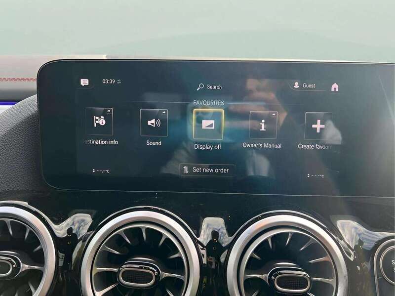 MERCEDES-BENZ EQA EQA EQA 250 66.5kWh AMG Line SUV 5dr Electric Auto (190 ps) 1 OWNER FROM NEW|R/CAM|PRIVACY SUV - U10189