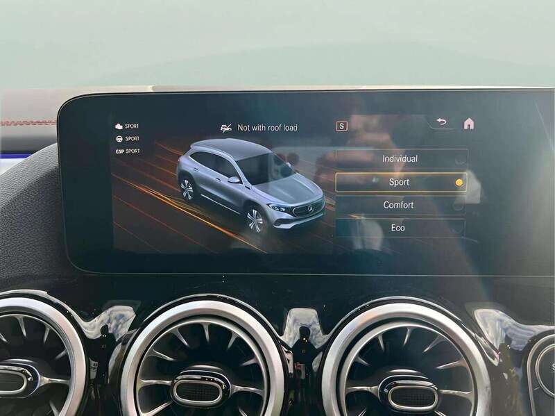 MERCEDES-BENZ EQA EQA EQA 250 66.5kWh AMG Line SUV 5dr Electric Auto (190 ps) 1 OWNER FROM NEW|R/CAM|PRIVACY SUV - U10189